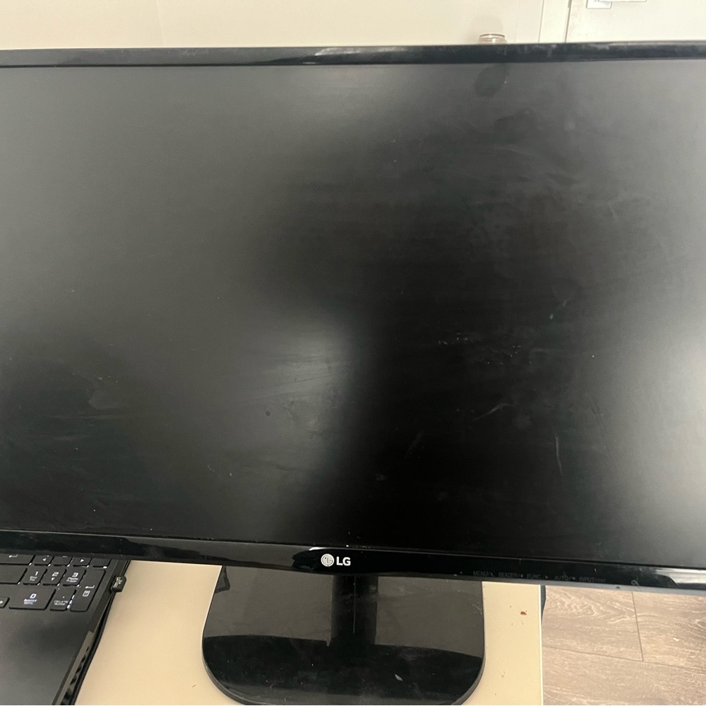 LG MONITOR 24 INCH